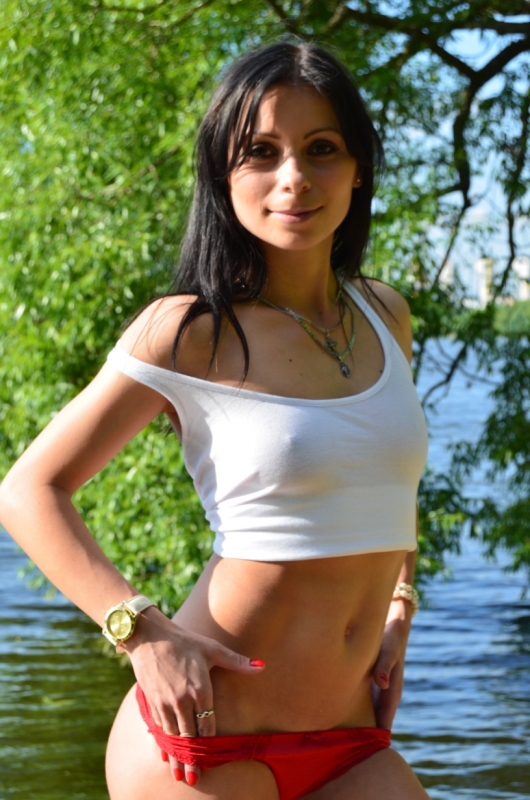 Лилия, 22